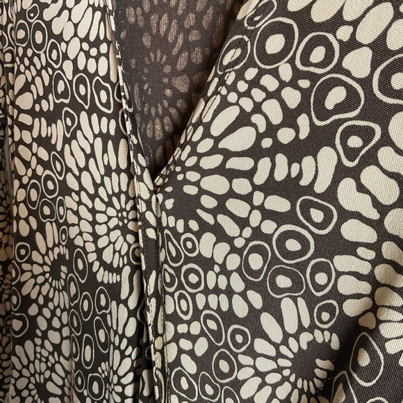 Pure Collection Woman’s Floral Wrap Dress 100% silk size small - Picture 7 of 12